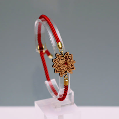 Fleur de Lotus : Symbole de Pureté et de Renaissance - Bracelet Rouge avec cristal Swarovski