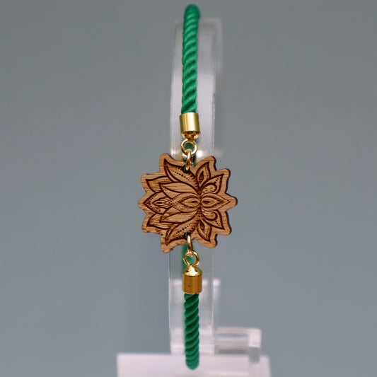 Fleur de Lotus : Symbole de Pureté et de Renaissance - Bracelet Vert