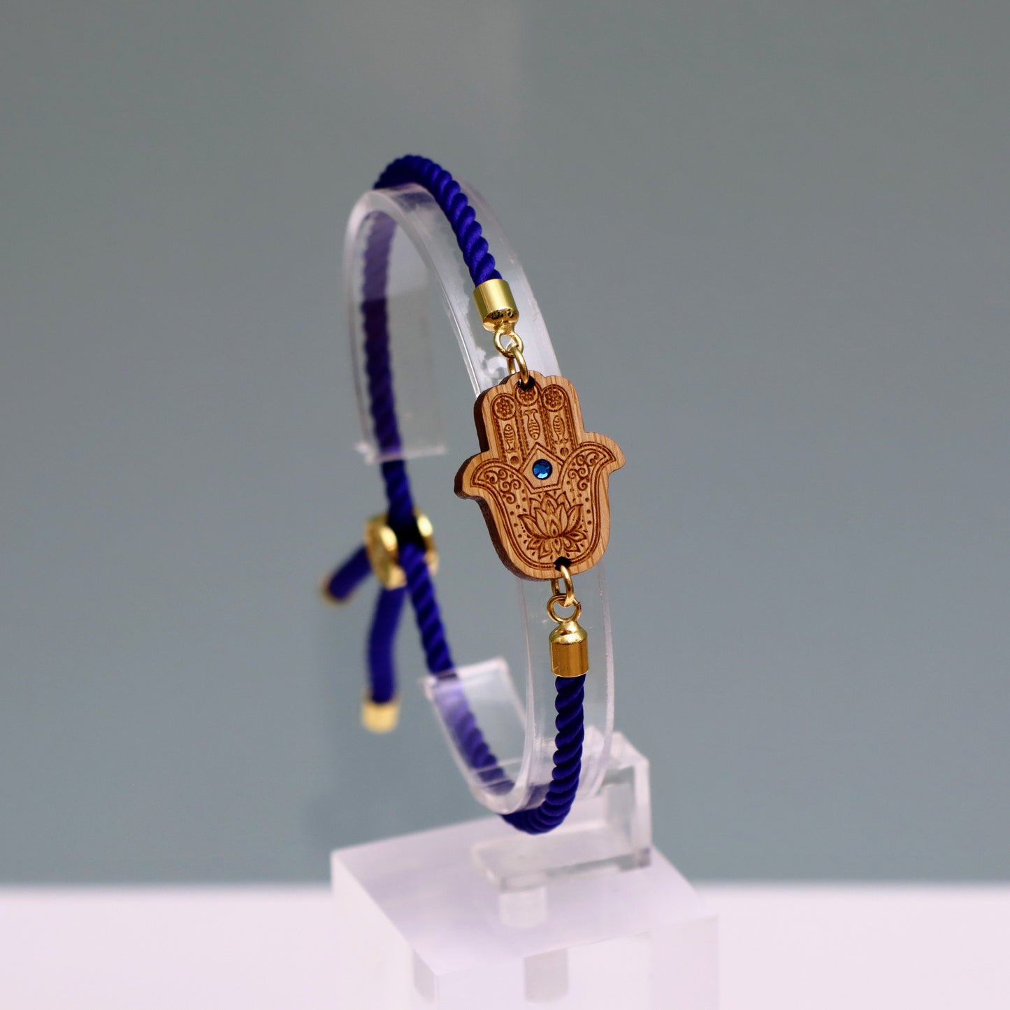 Main de Fatma : Symbole de Protection et de Bienveillance - Bracelet Bleu avec cristal Swarovski