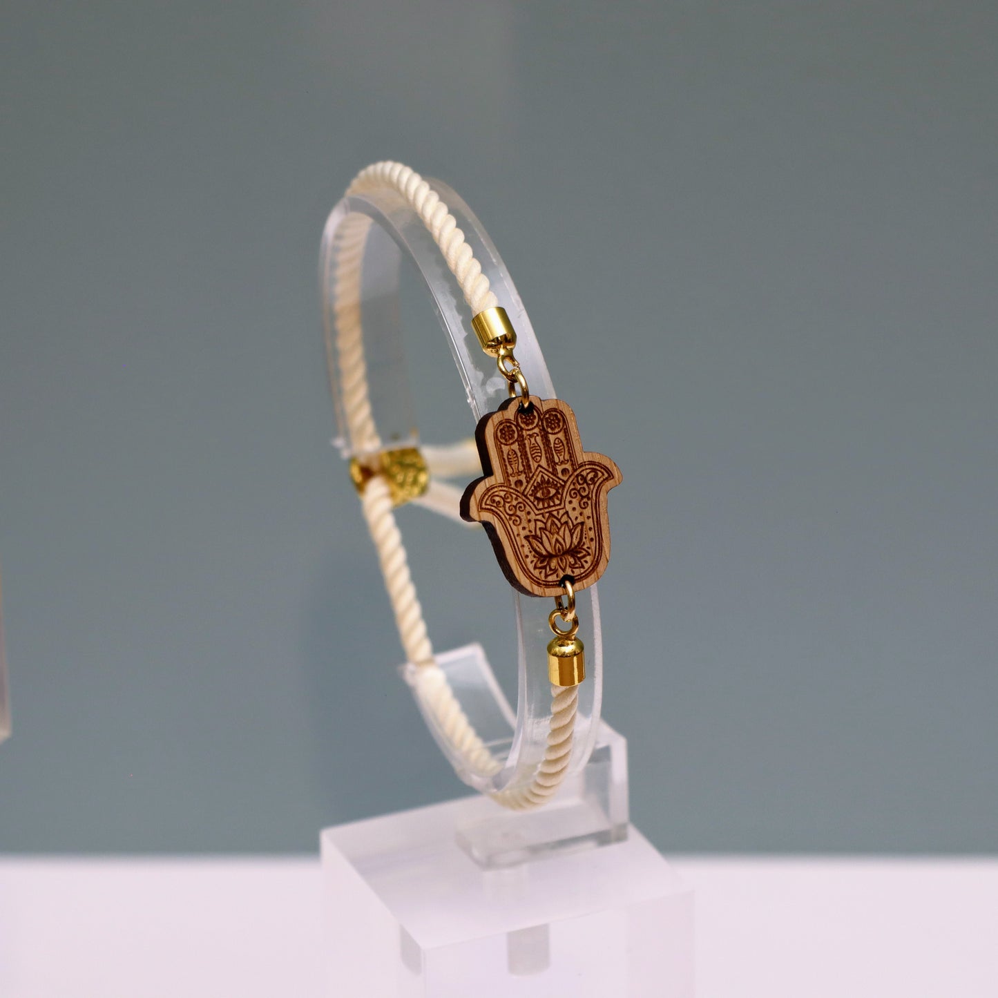 Main de Fatma : Symbole de Protection et de Bienveillance - Bracelet Ivoire