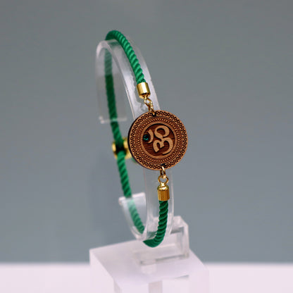 Om̐ – Symbole de l'Univers et de la Méditation - Bracelet Vert avec cristal Swarovski